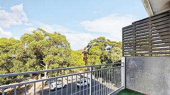 Metawise 2BR Apt Steps to Brighton-le-sands Beach