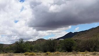 Tranquil Karoo Retreat