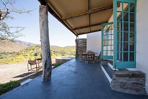 Tranquil Karoo Retreat