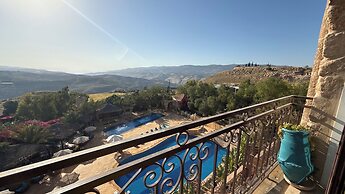 Tal Rumman Hotel