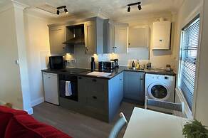 Character Bedford Apartment With Two Bedrooms