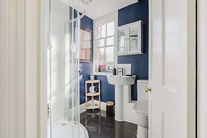 Licatas Apartment Cirencester Cotswolds Sleeps 6