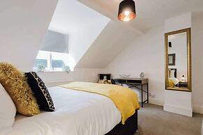Licatas Apartment Cirencester Cotswolds Sleeps 6