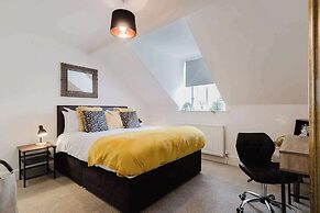 Licatas Apartment Cirencester Cotswolds Sleeps 6