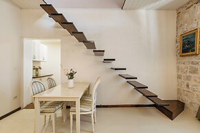 Apartments Leo