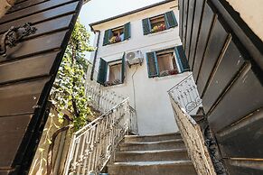 Apartments Leo