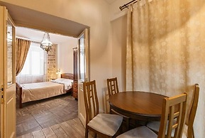 Apartments Leo