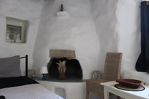 Artemis Cottage Room 1