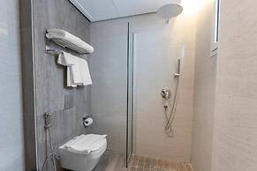 AVAL Hotel