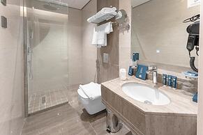 AVAL Hotel