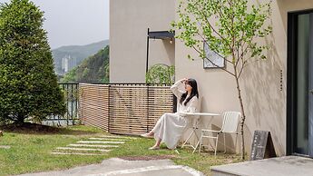 Chuncheon Rehouse