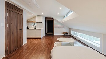 Chuncheon Rehouse
