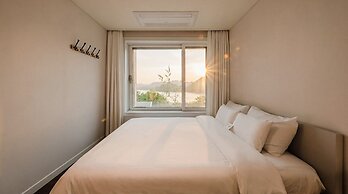 Chuncheon Rehouse