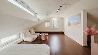 Chuncheon Rehouse