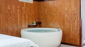Daebudo The Habitch Spa Pension