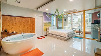 Daebudo The Habitch Spa Pension
