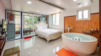 Daebudo The Habitch Spa Pension