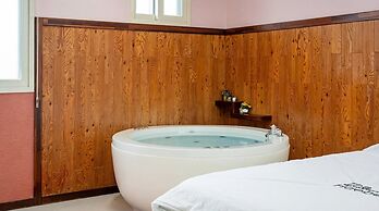 Daebudo The Habitch Spa Pension