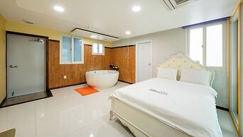 Daebudo The Habitch Spa Pension