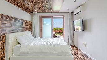 Geoje Pings Pet-friendly Pension