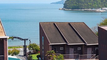Geoje Pings Pet-friendly Pension