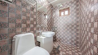 Geoje Pings Pet-friendly Pension