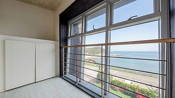 Geoje Pings Pet-friendly Pension