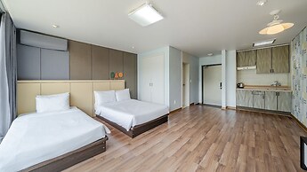 Gapyeong Club Board Resort
