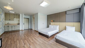 Gapyeong Club Board Resort