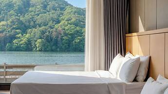 Gapyeong Club Board Resort