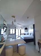 Tambuli Beachfront Luxury Studio
