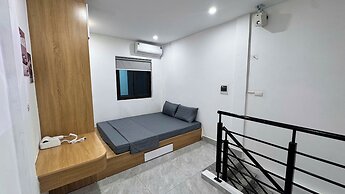 Aira Kim Ma Apartment