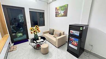 Aira Kim Ma Apartment