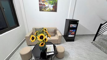 Aira Kim Ma Apartment