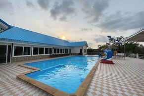 Nueng Pool Villa