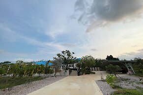 Nueng Pool Villa