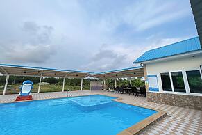 Nueng Pool Villa