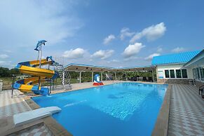 Nueng Pool Villa
