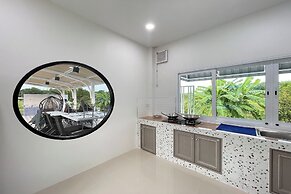 Nueng Pool Villa