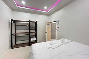 Nueng Pool Villa