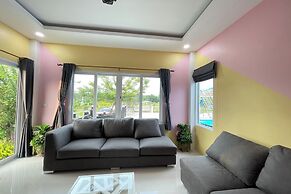 Nueng Pool Villa