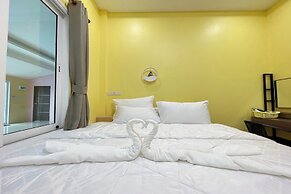 Nueng Pool Villa