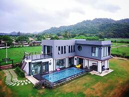 Chacha Tyme Pool Villa Khaoyai