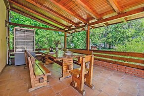 Green Garden Retreat