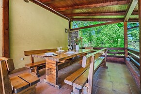 Green Garden Retreat