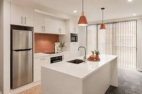 Evans Luxe Suites