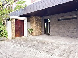 Lulu Villa