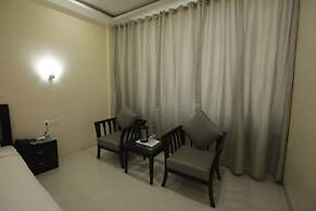 Hotel Silver Shine