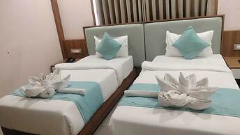 Hotel The Grand Bhagwati