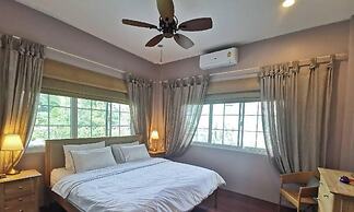 Khaoyai 6 Bedrooms Pool Villa
